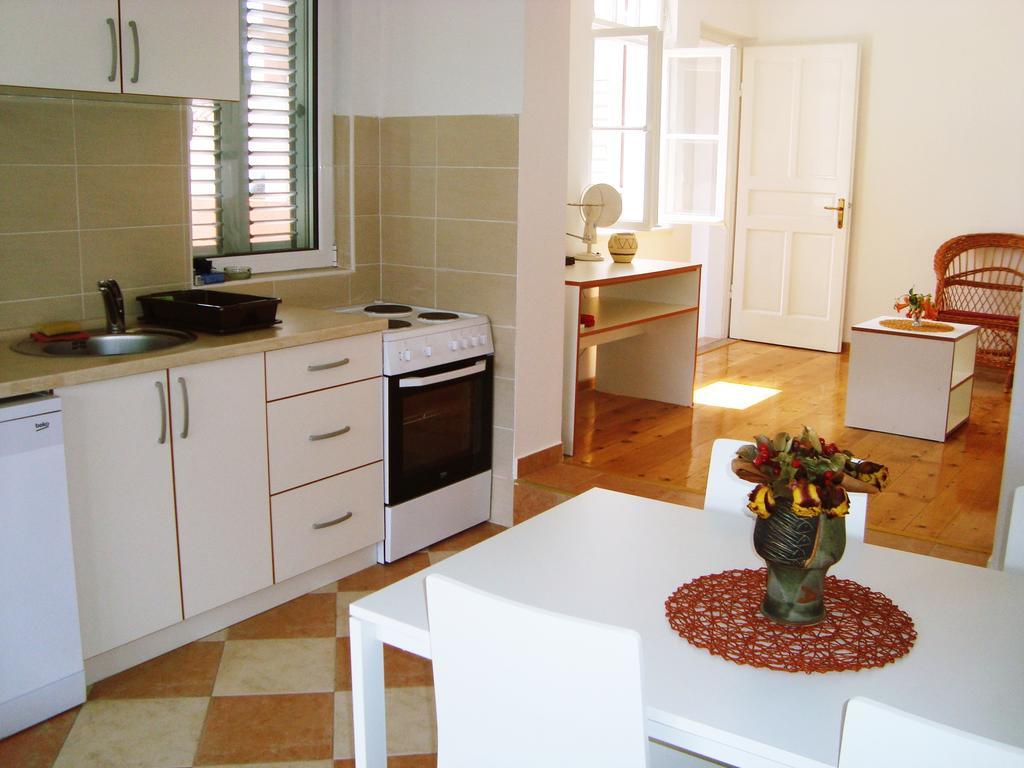 Apartments Rolovina Tivat Room photo